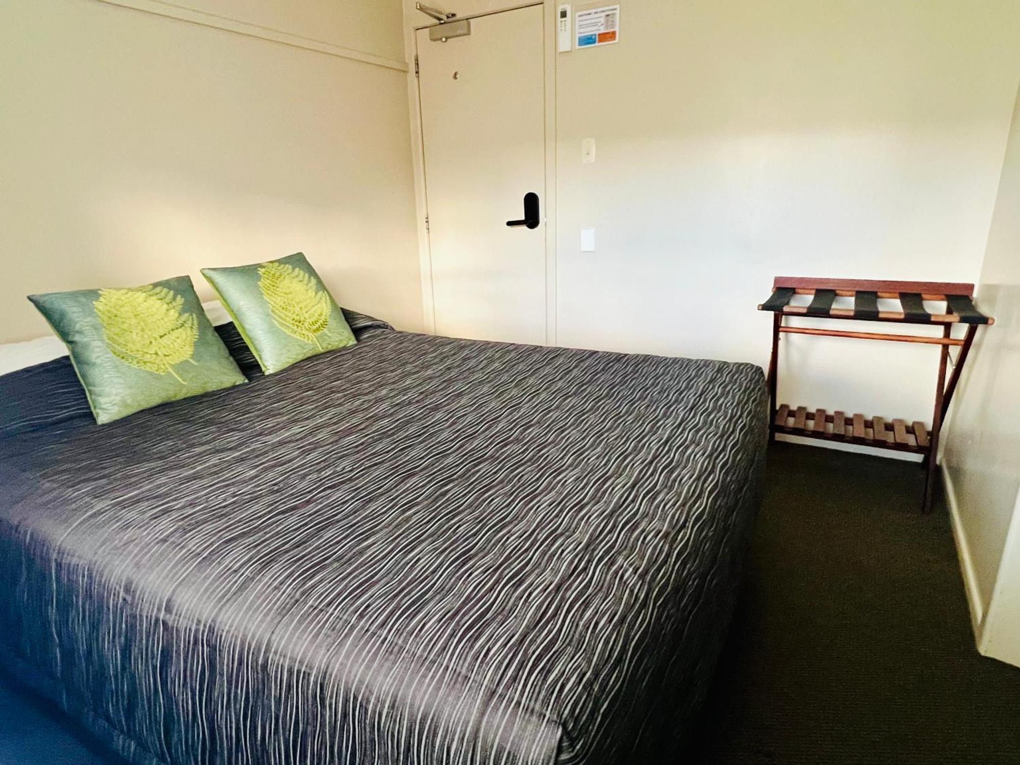 Seagulls Guesthouse Mount Maunganui Dış mekan fotoğraf
