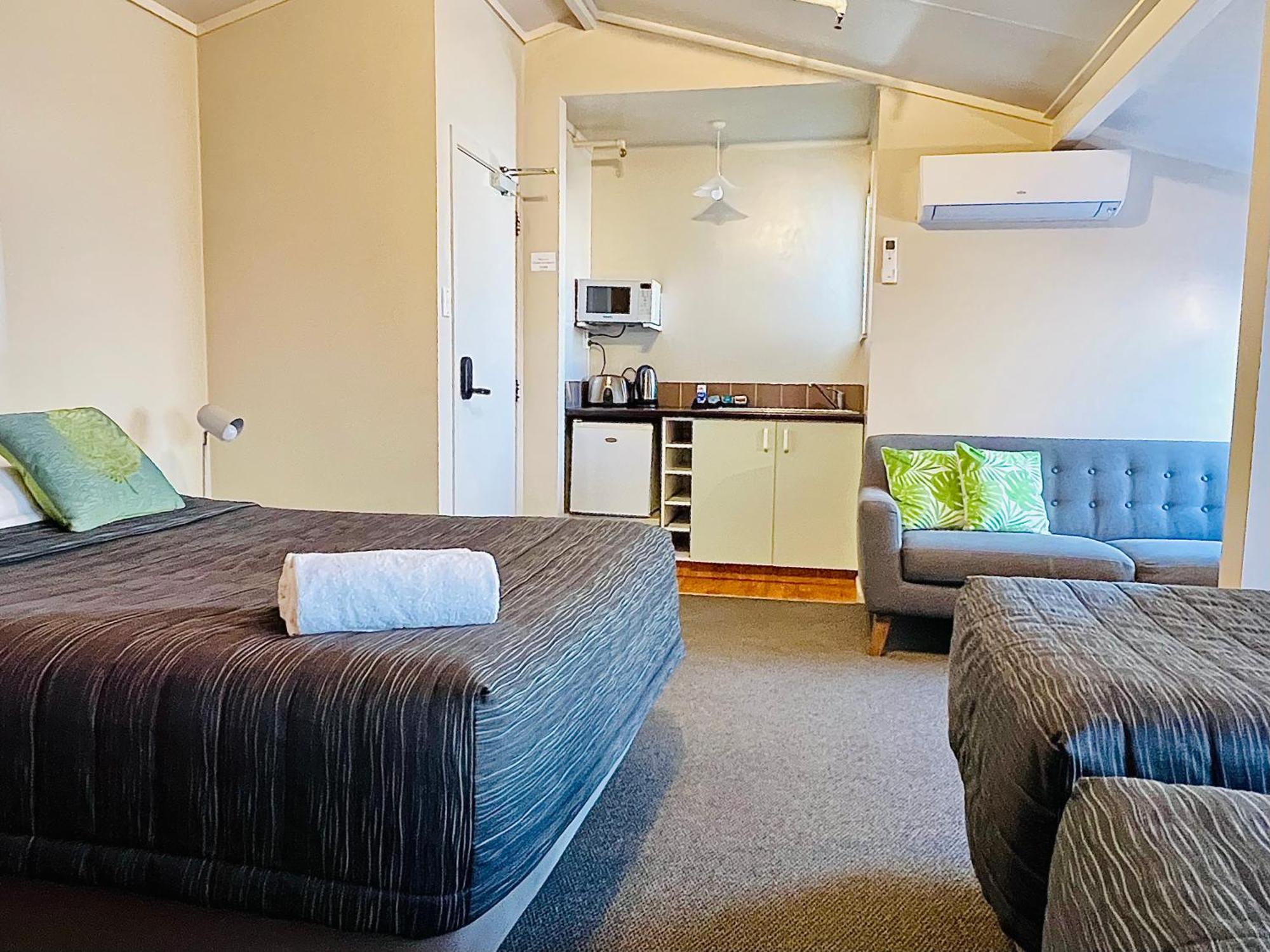 Seagulls Guesthouse Mount Maunganui Dış mekan fotoğraf