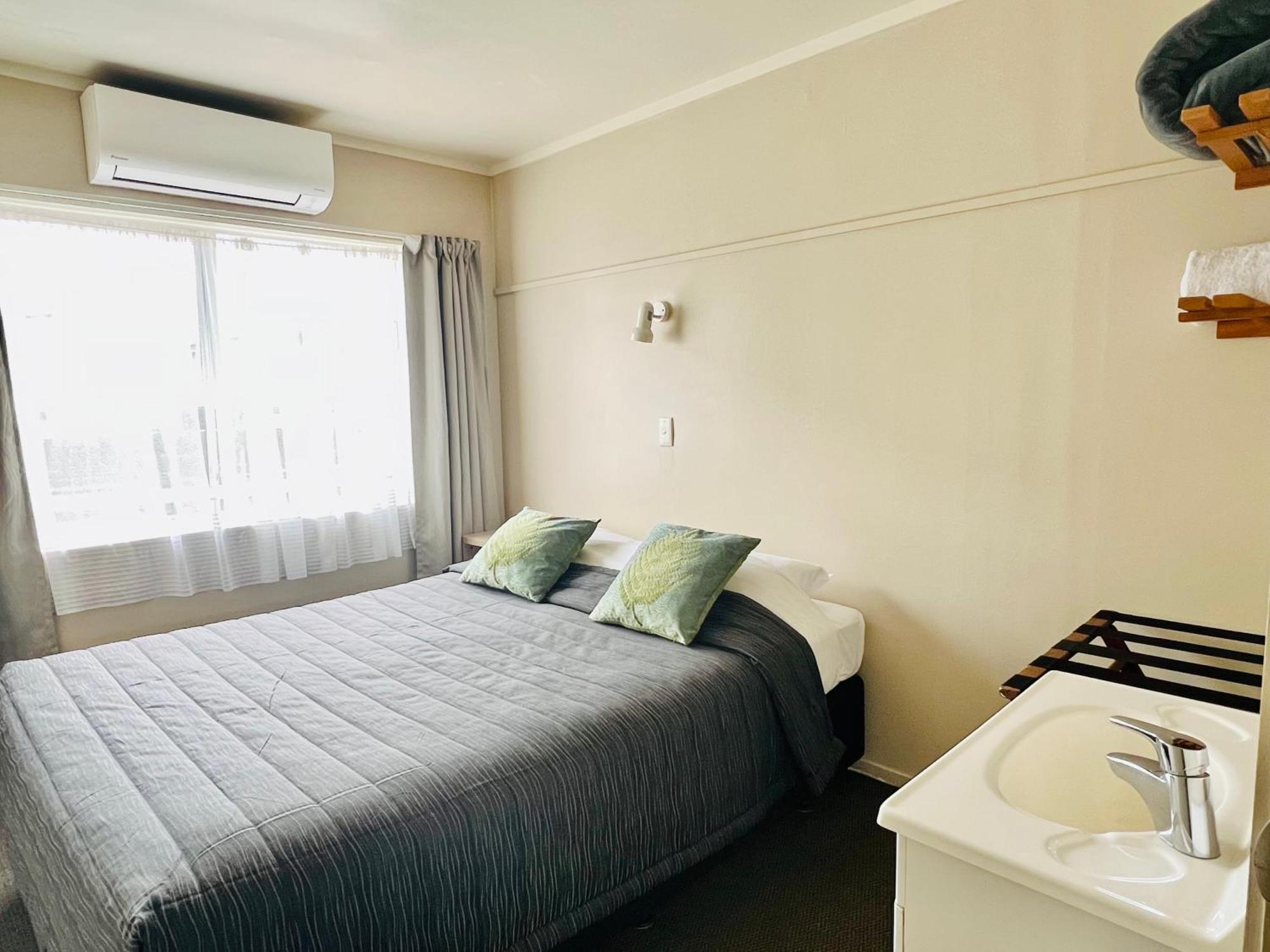 Seagulls Guesthouse Mount Maunganui Dış mekan fotoğraf
