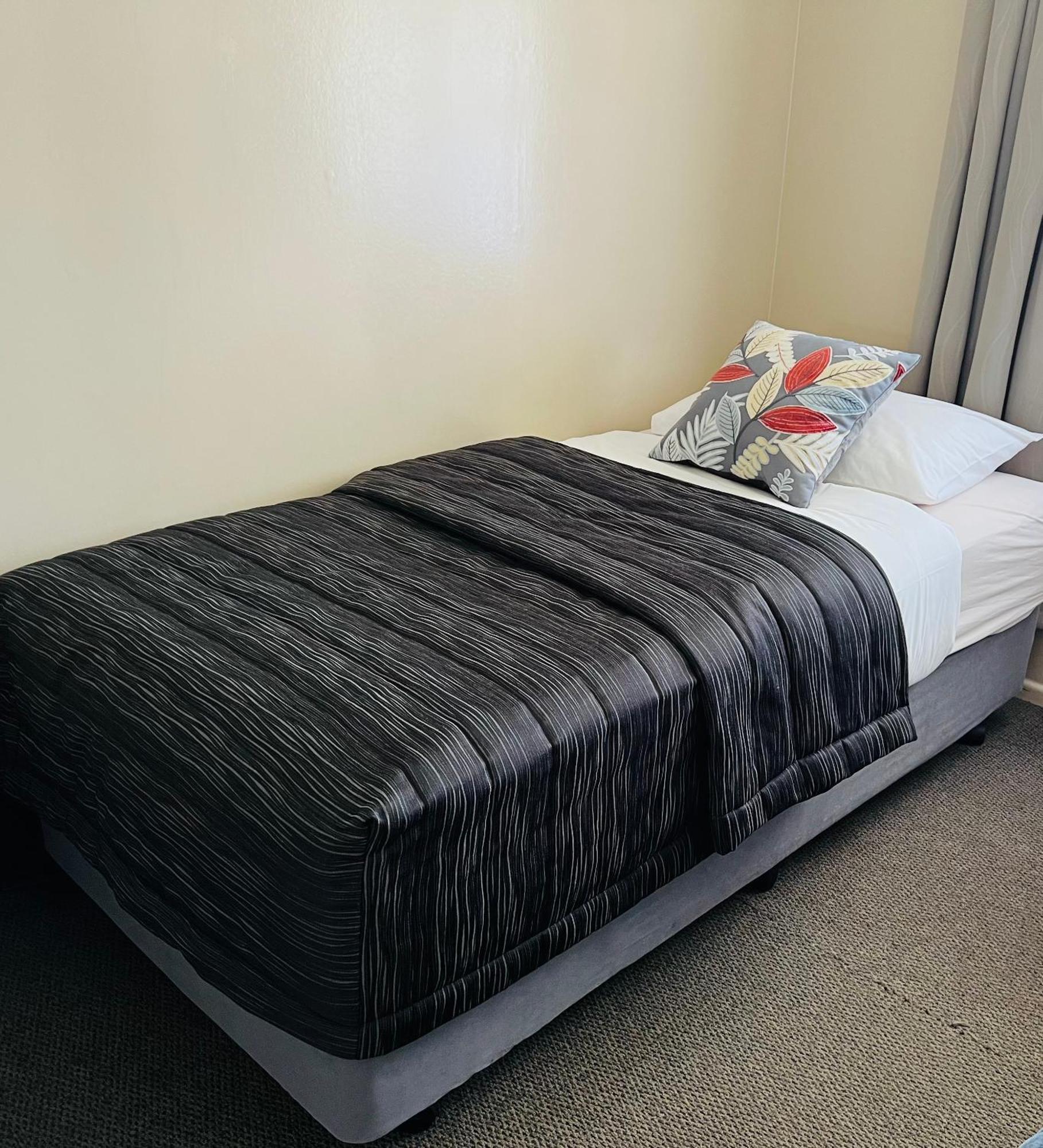 Seagulls Guesthouse Mount Maunganui Dış mekan fotoğraf